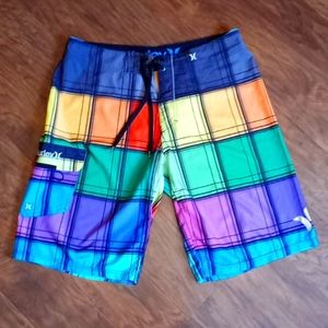 Hurley Phantom boardshorts/ swim trunks size 33